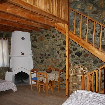 Летний дом Blacktree Farm And Cottages *